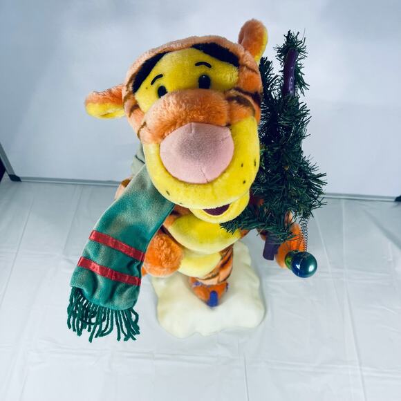 Disney Telco 1996 Tigger Animated Christmas Figure with Tree & Scarf – 24” Light - Picture 1 of 16